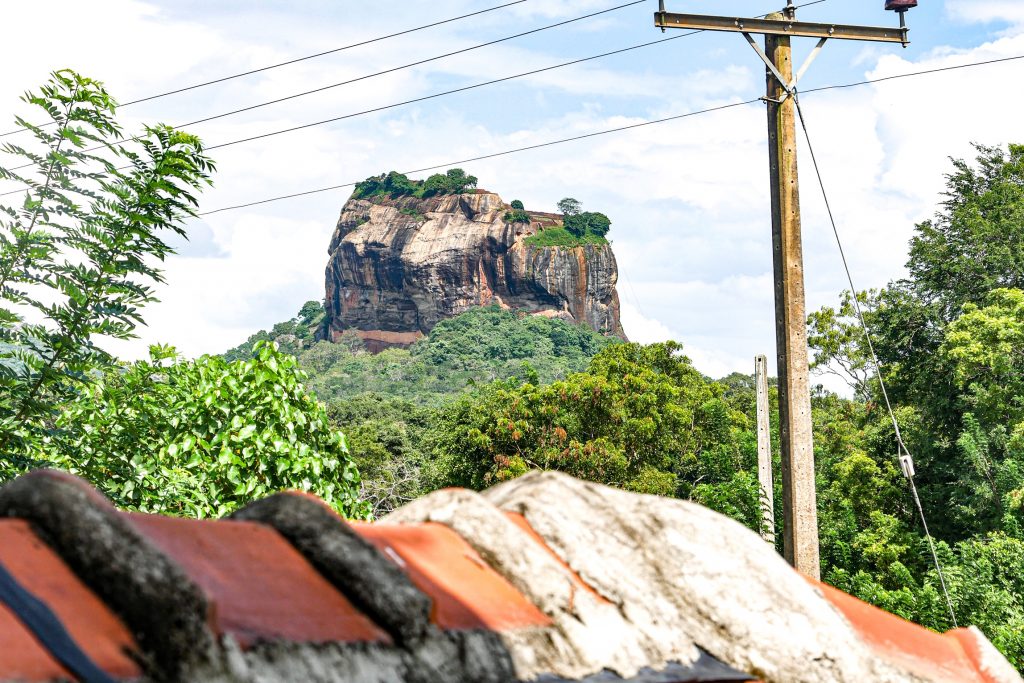 nelu vila sigiriya